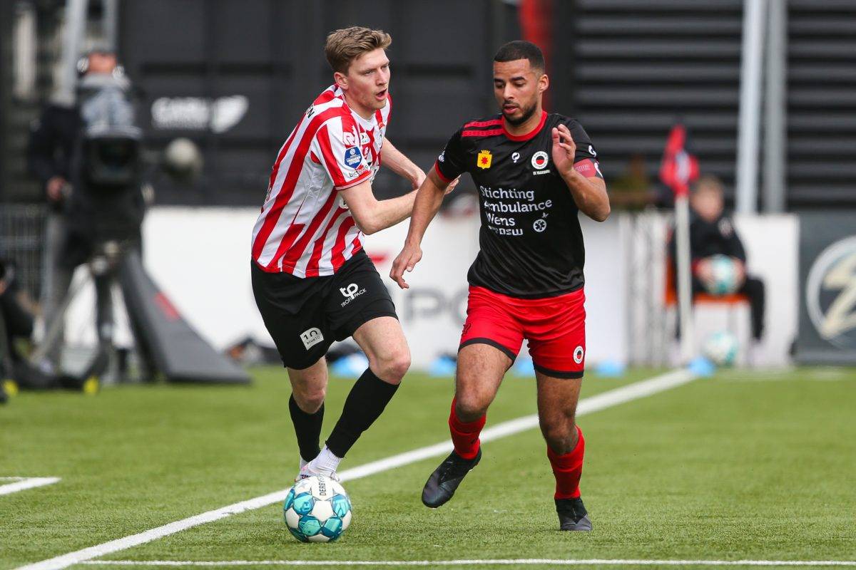 两位来自挪 两位来自挪