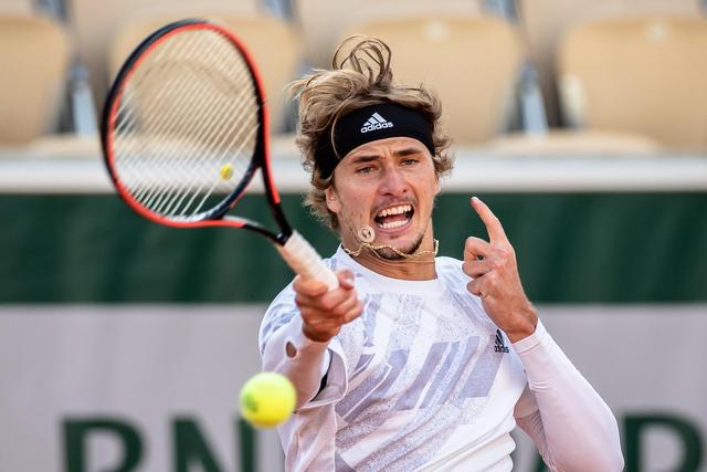 发对战巨人 发对战巨人